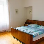 Zamek 4*
