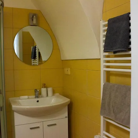 Zamek Aparthotel Dobrohor