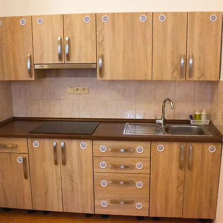 Aparthotel Zamek Dobrohor