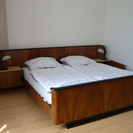 Zámek 4* Dobrohor